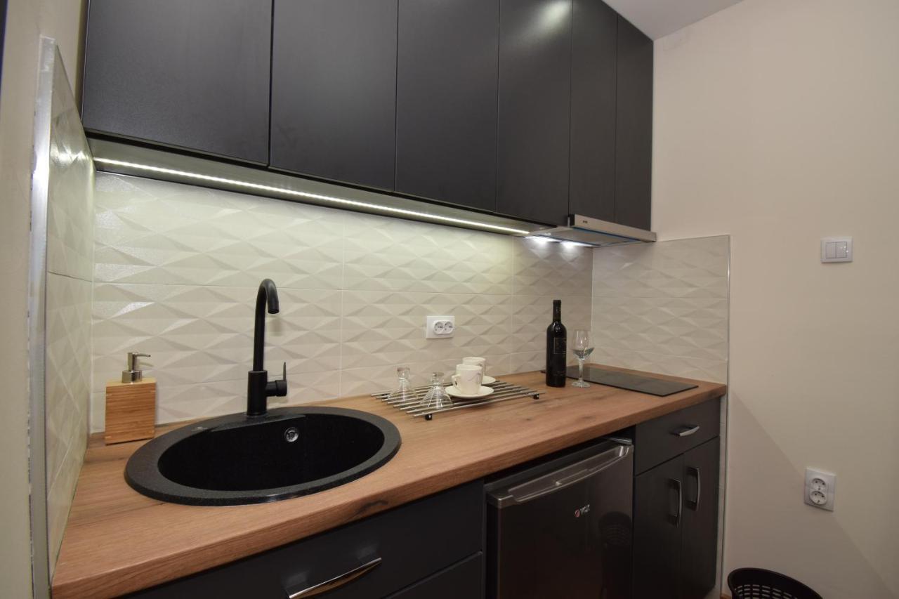 Apartments Wolf Belgrad Exterior foto